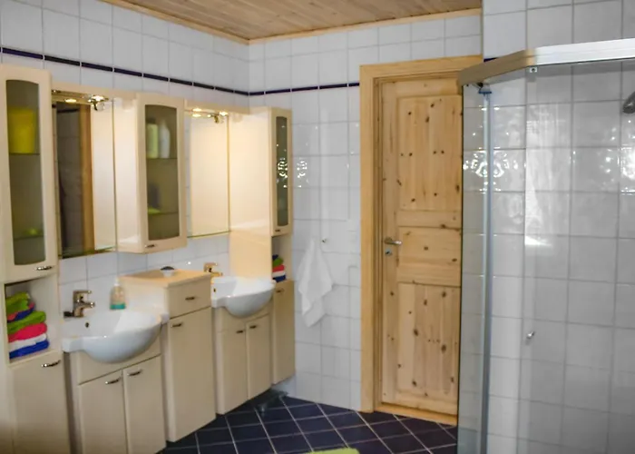 Oyna * Korshamn (Vest-Agder)