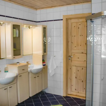 Oyna * Korshamn (Vest-Agder)