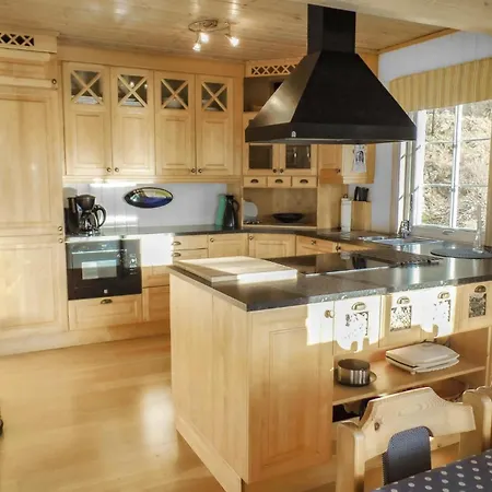 Oyna * Korshamn (Vest-Agder)