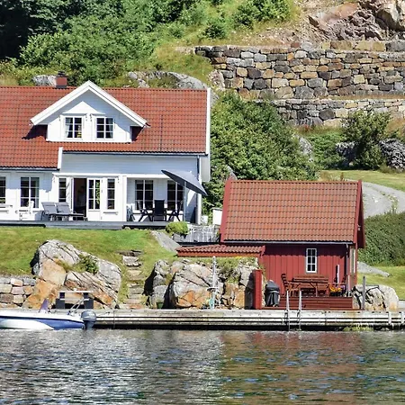 Oyna Holiday home Korshamn (Vest-Agder)