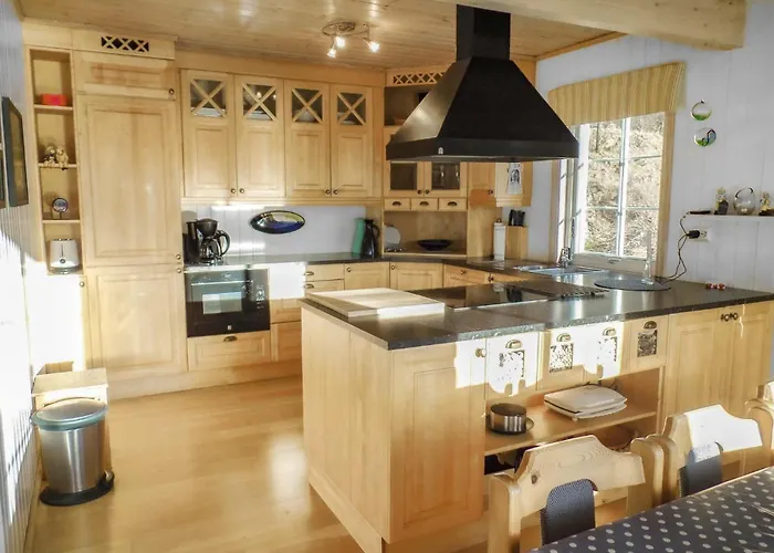 Oyna * Korshamn (Vest-Agder)